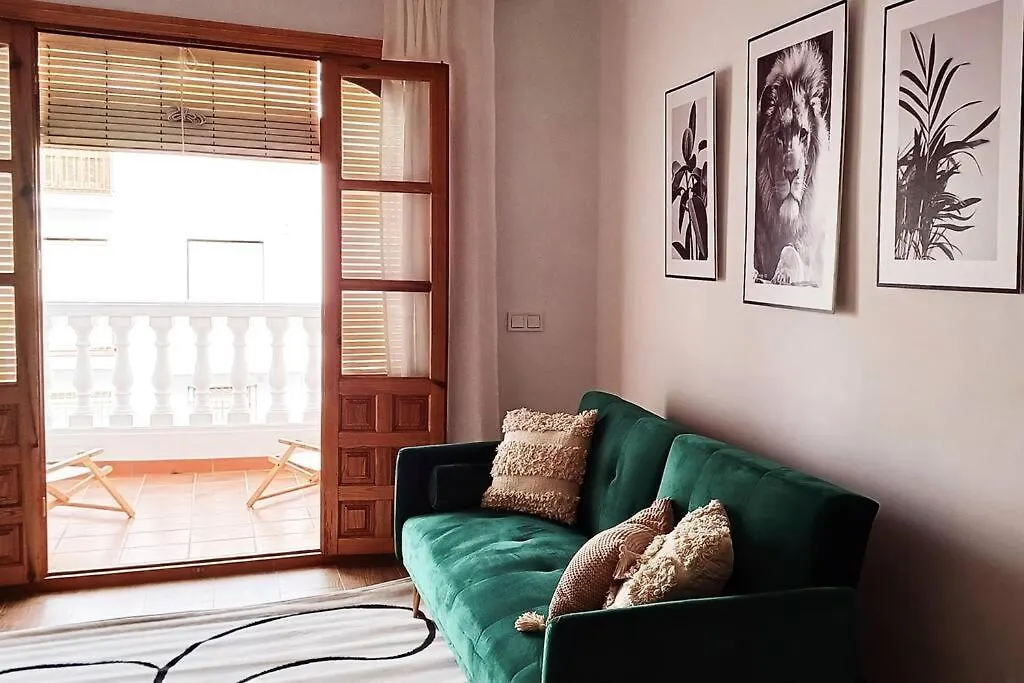 Serendipia: Tu Hogar En Este Blanco Pueblo Frigiliana Spagna
